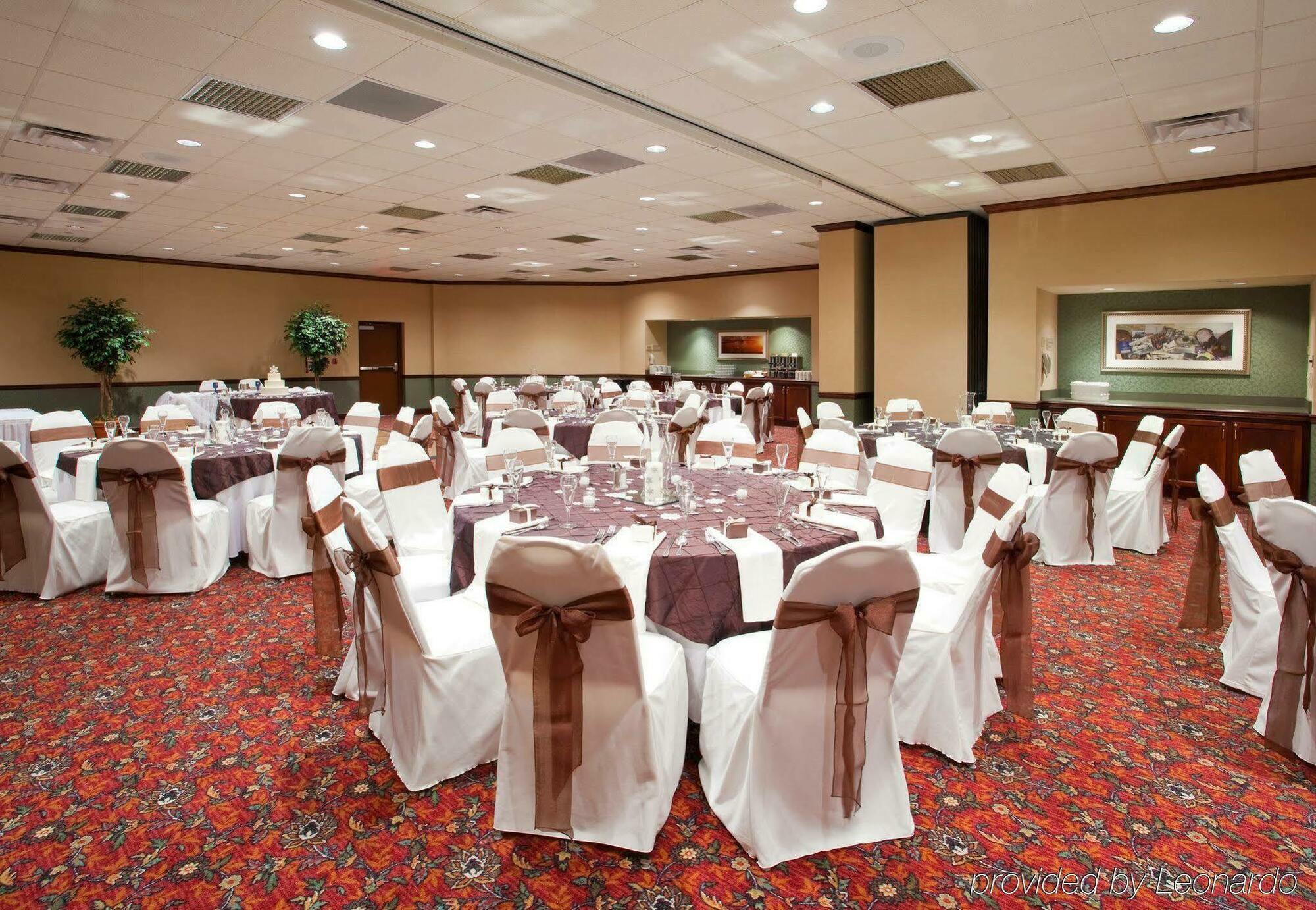 Holiday Inn Dayton/Fairborn I-675 By Ihg Exterior foto